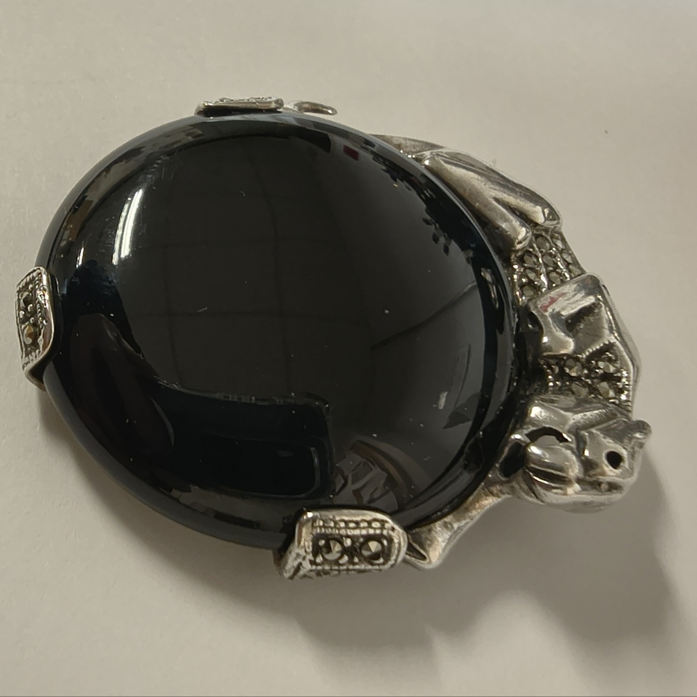 Vintage .925 Sterling, Onyx, & Marcasite Panther Brooch Or Pendant - Picture 6 of 17